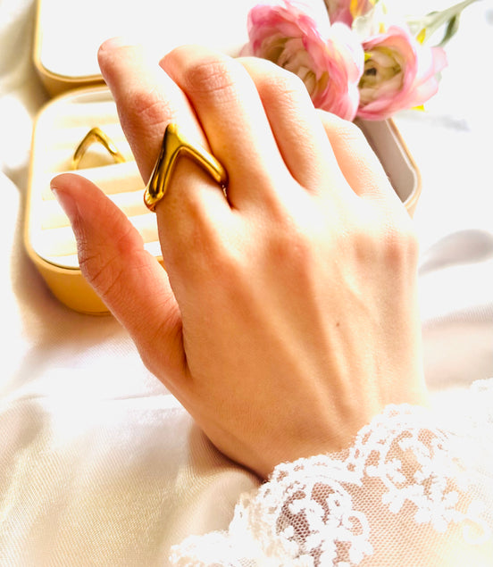 Arrow ring free size [ 18&19]