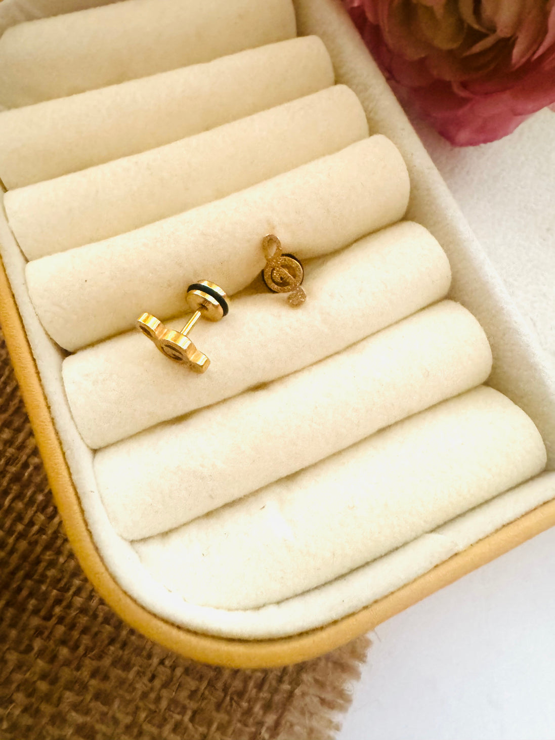 Music flatback earring