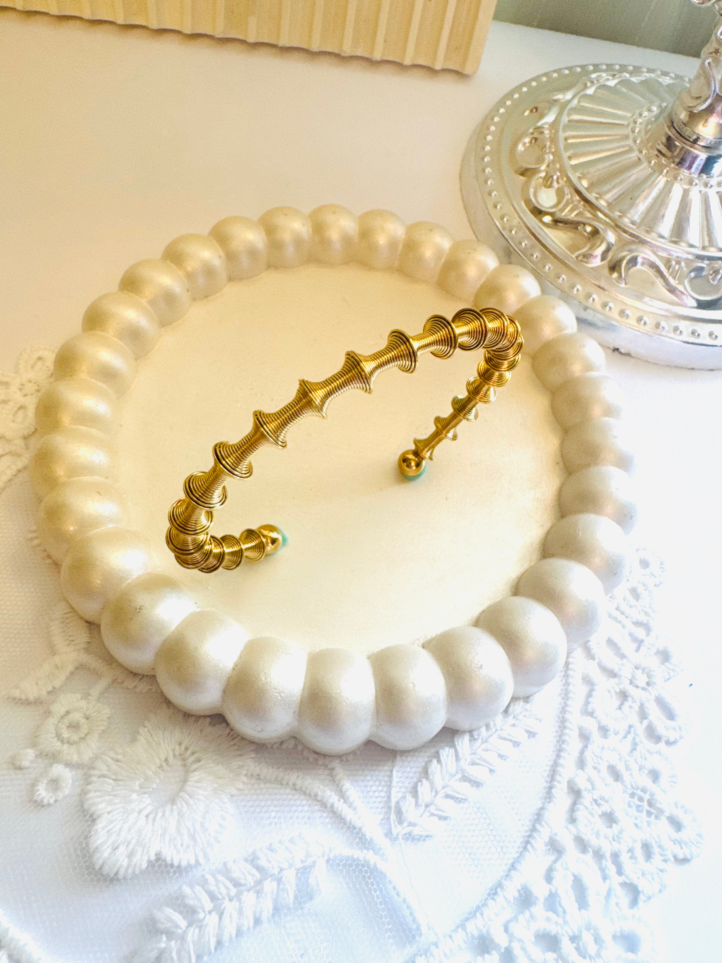 Bubble zigzag bangle