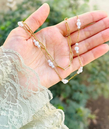 Double layer pearl necklace