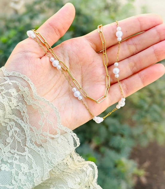 Double layer pearl necklace
