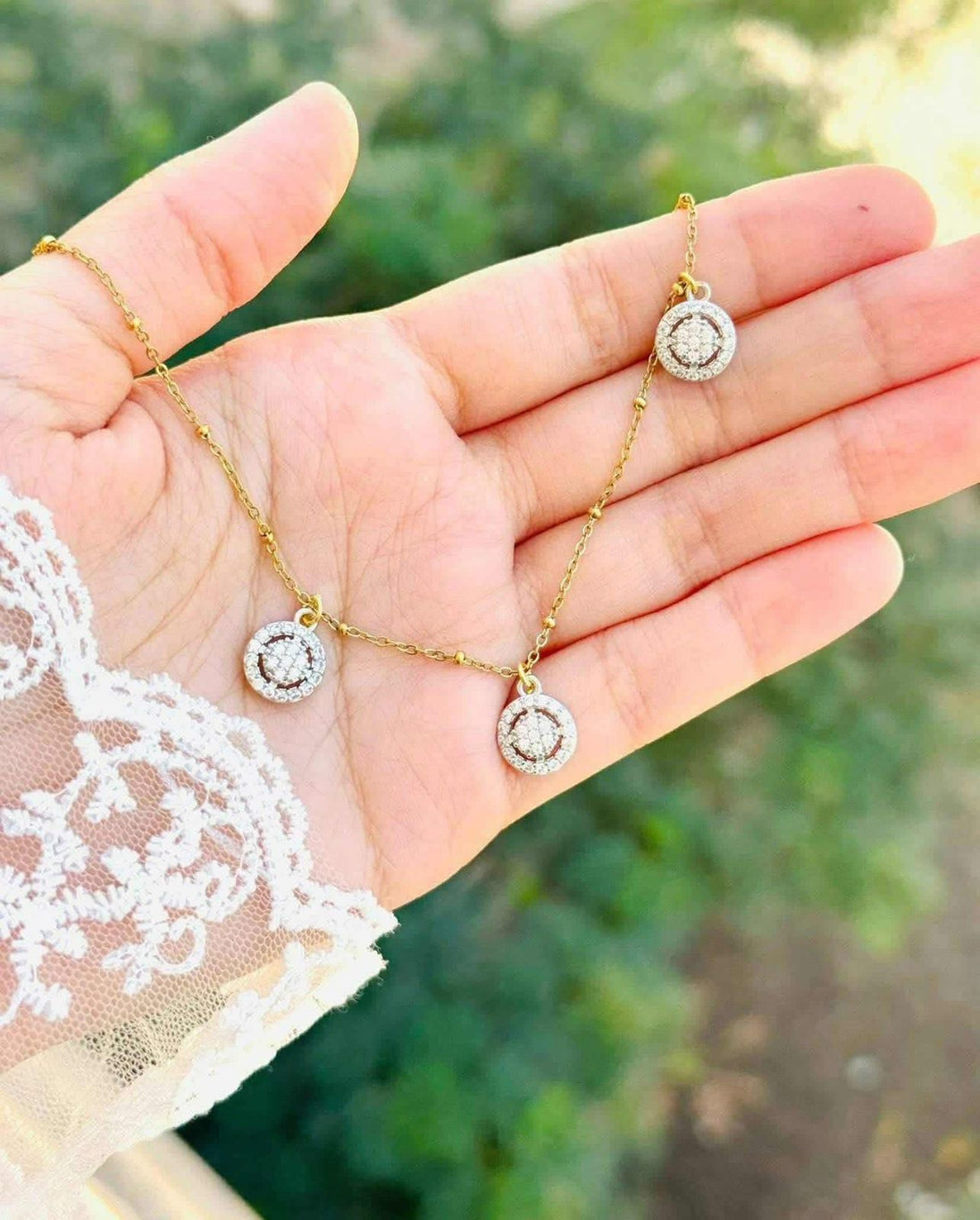 Balls silver struss necklace