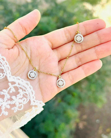 Balls silver struss necklace