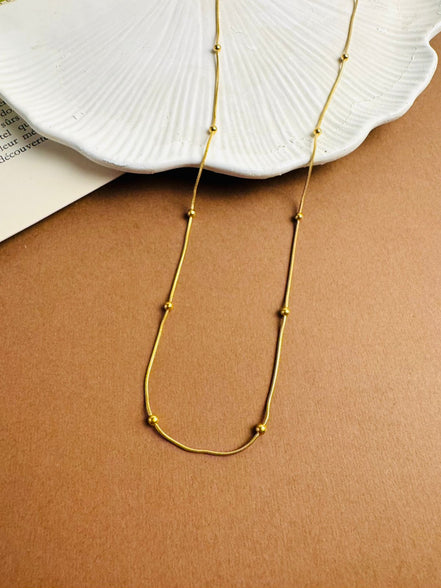 Small ball basic necklace