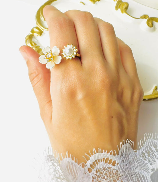 Two flowers ring
