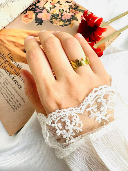 Small leaf double  ring