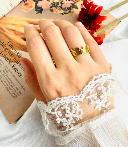 Small leaf double  ring