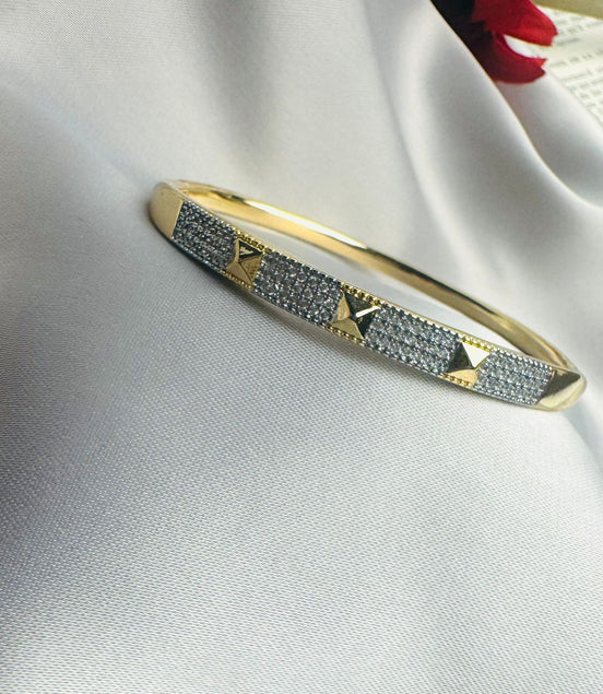 Square zircon bangle