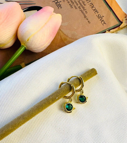 Green snale earring