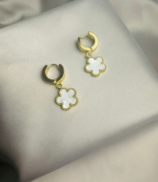 White flower earring