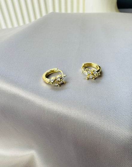 Sonboula ball back earring