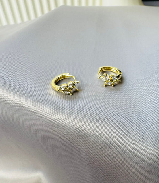 Sonboula ball back earring