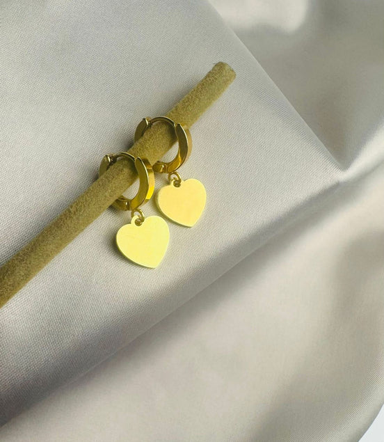Flat heart earring