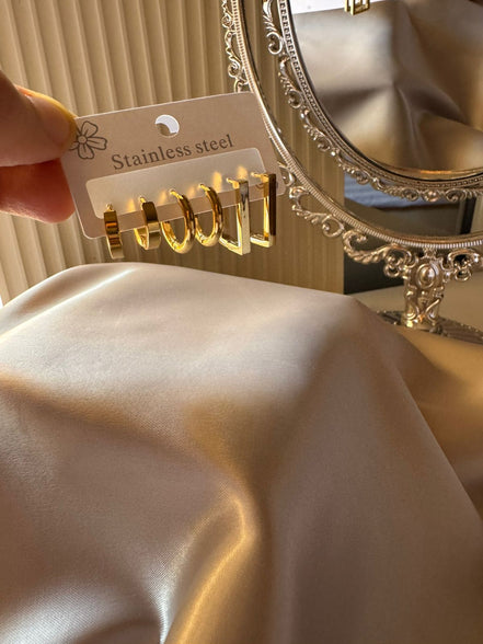 Complete earring set card