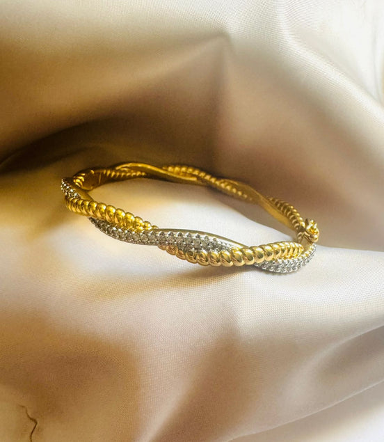 Braid bangle